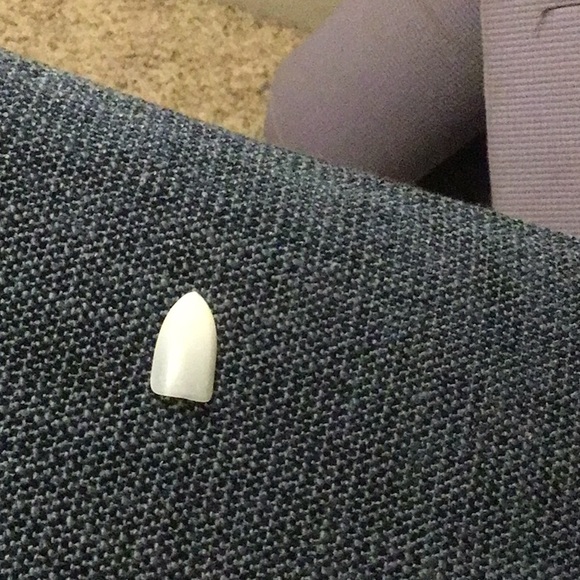 Clear nails - Picture 2 of 2